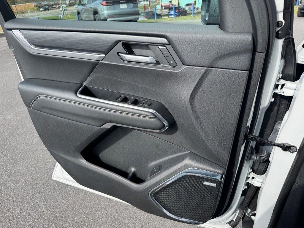 used 2025 GMC Acadia car, priced at $39,950