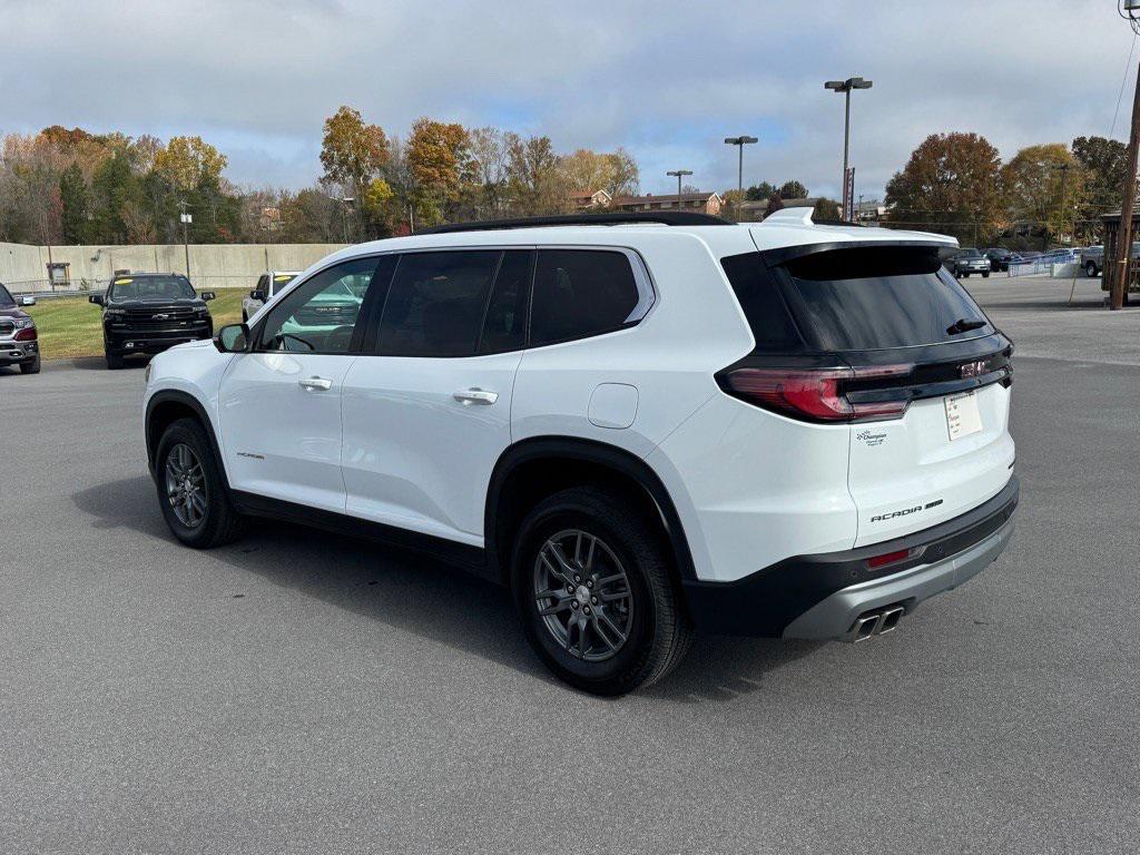 used 2025 GMC Acadia car, priced at $39,950