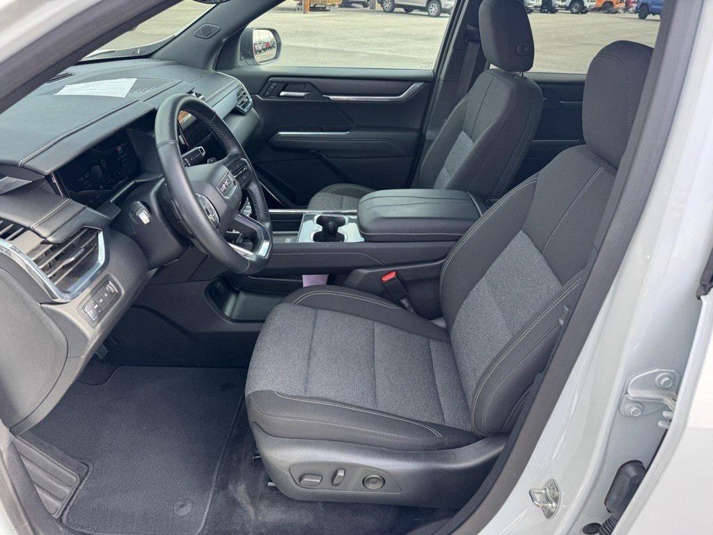 used 2025 GMC Acadia car, priced at $39,950