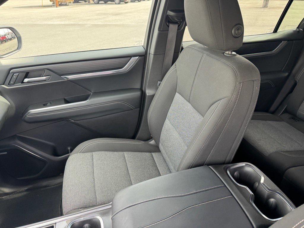 used 2025 GMC Acadia car, priced at $39,950