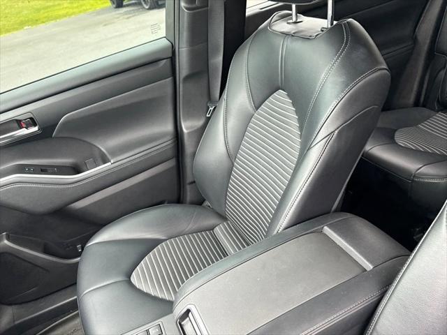used 2023 Toyota Highlander car, priced at $41,955