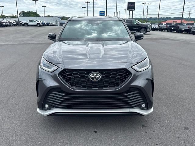 used 2023 Toyota Highlander car, priced at $41,955
