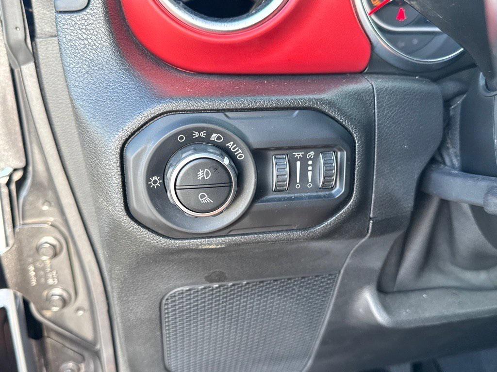 used 2021 Jeep Gladiator car, priced at $33,897