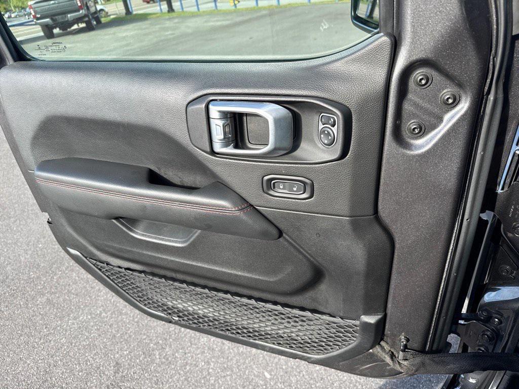 used 2021 Jeep Gladiator car, priced at $33,897
