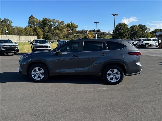 used 2023 Toyota Highlander car, priced at $35,836