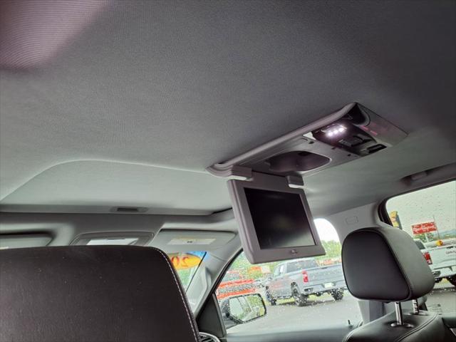 used 2016 GMC Yukon XL car, priced at $28,926
