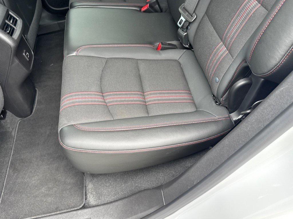 used 2023 Chevrolet Equinox car, priced at $28,768