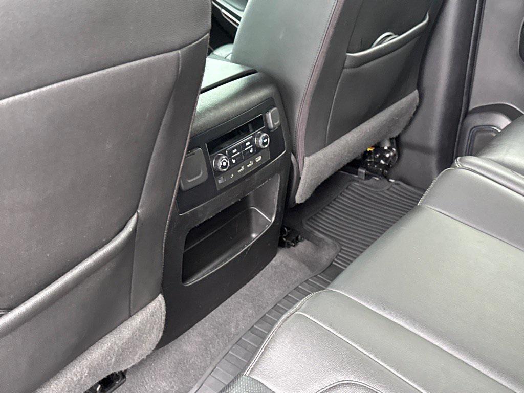 used 2019 GMC Yukon car, priced at $28,989