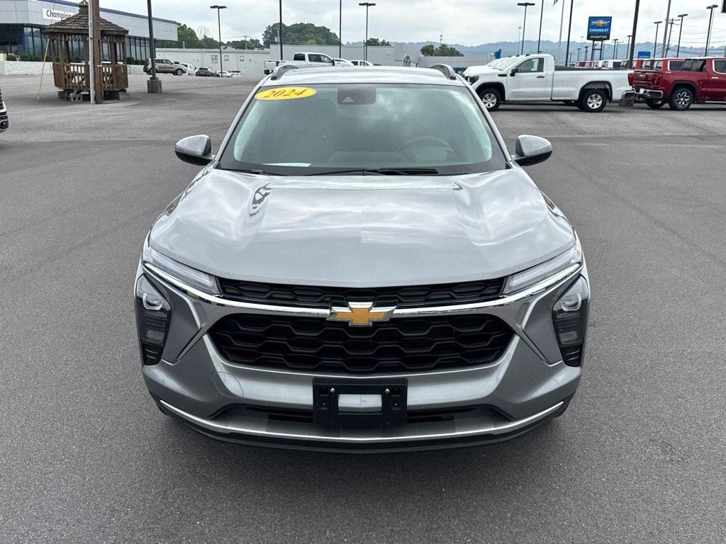 used 2024 Chevrolet Trax car, priced at $22,952