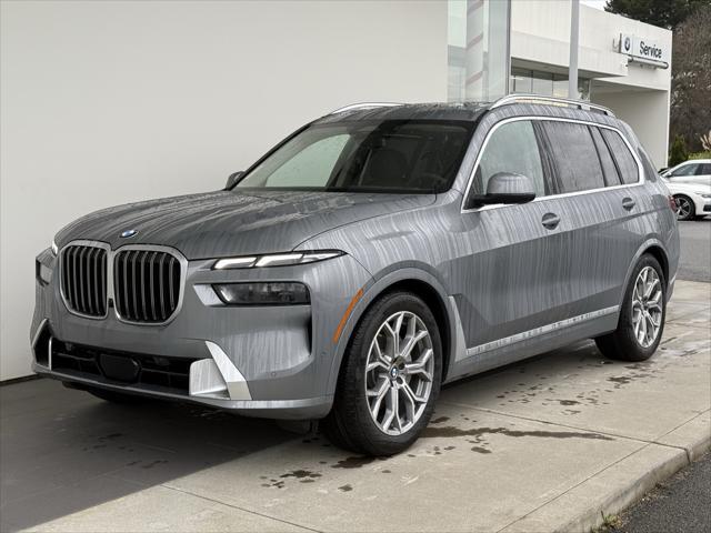 new 2025 BMW X7 car, priced at $91,035