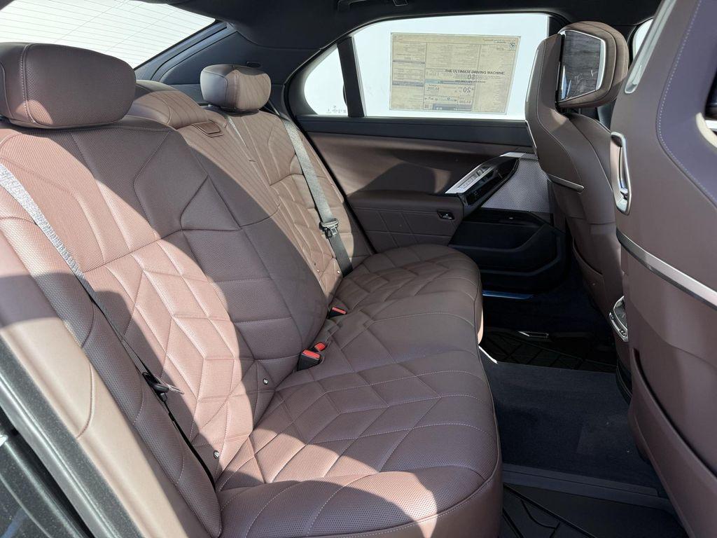 new 2025 BMW 760 car, priced at $128,525