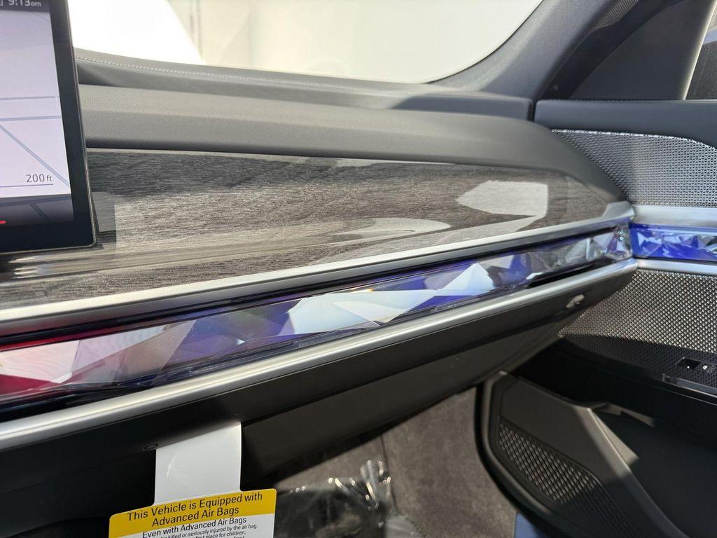 new 2025 BMW 760 car, priced at $128,525