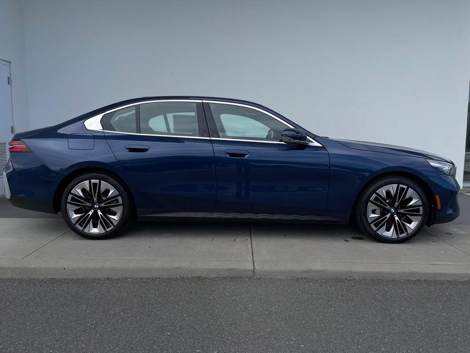 new 2024 BMW 530 car, priced at $63,395