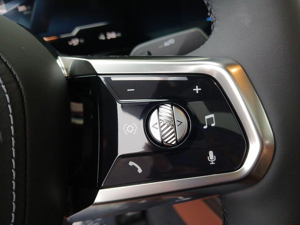 new 2025 BMW i7 car, priced at $131,425