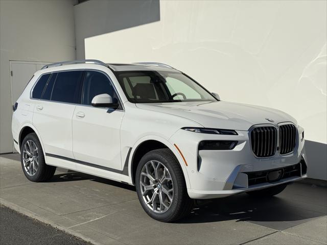 new 2025 BMW X7 car, priced at $90,185