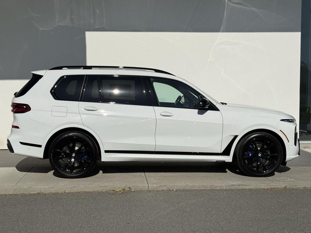 new 2026 BMW X7 car, priced at $122,650