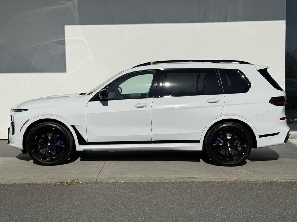 new 2026 BMW X7 car, priced at $122,650