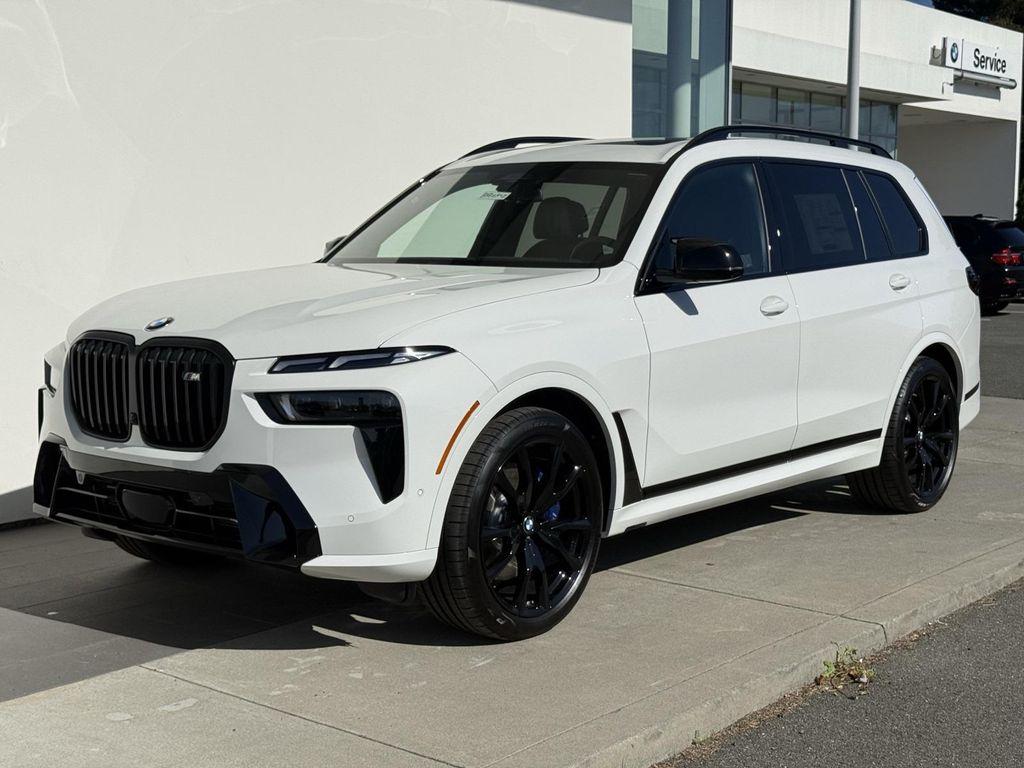 new 2026 BMW X7 car, priced at $122,650