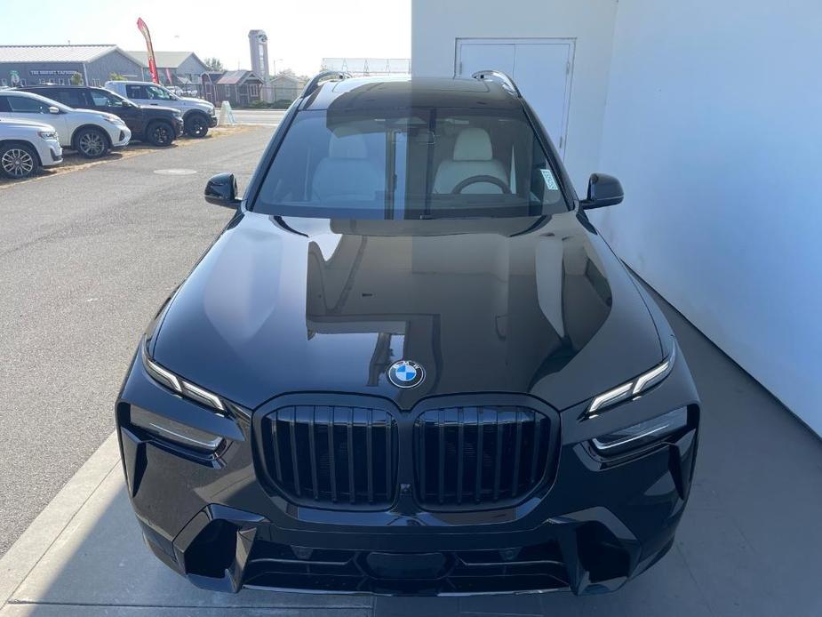 new 2025 BMW X7 car, priced at $98,875