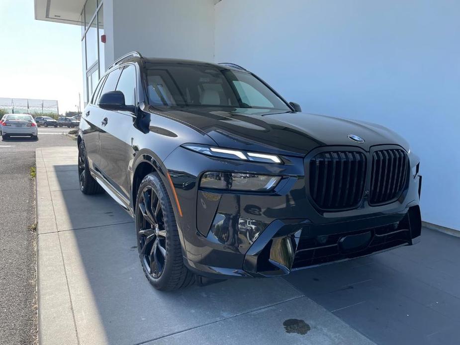 new 2025 BMW X7 car, priced at $98,875