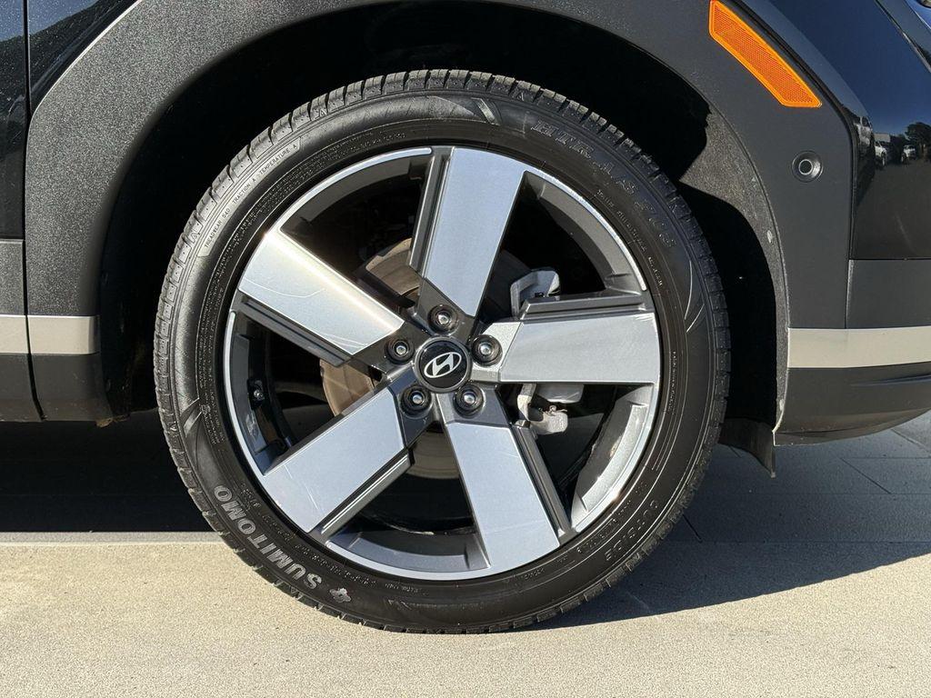 used 2024 Hyundai Santa Fe car, priced at $29,888