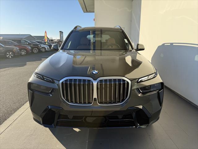 new 2025 BMW X7 car, priced at $95,035