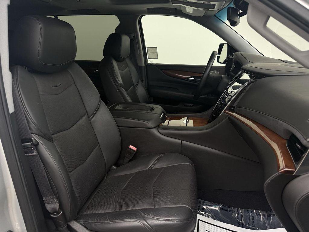 used 2015 Cadillac Escalade ESV car, priced at $26,588