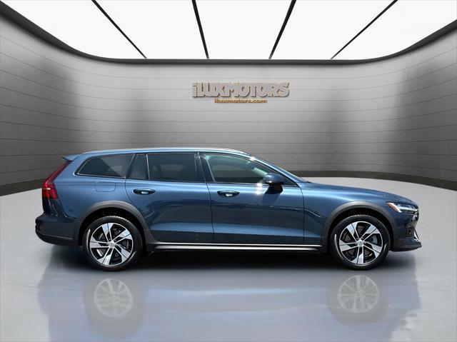 used 2022 Volvo V60 Cross Country car, priced at $37,555