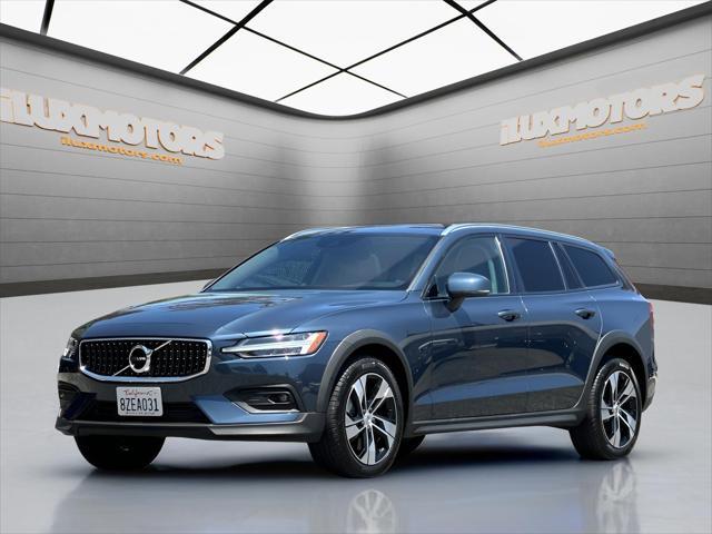 used 2022 Volvo V60 Cross Country car, priced at $37,555