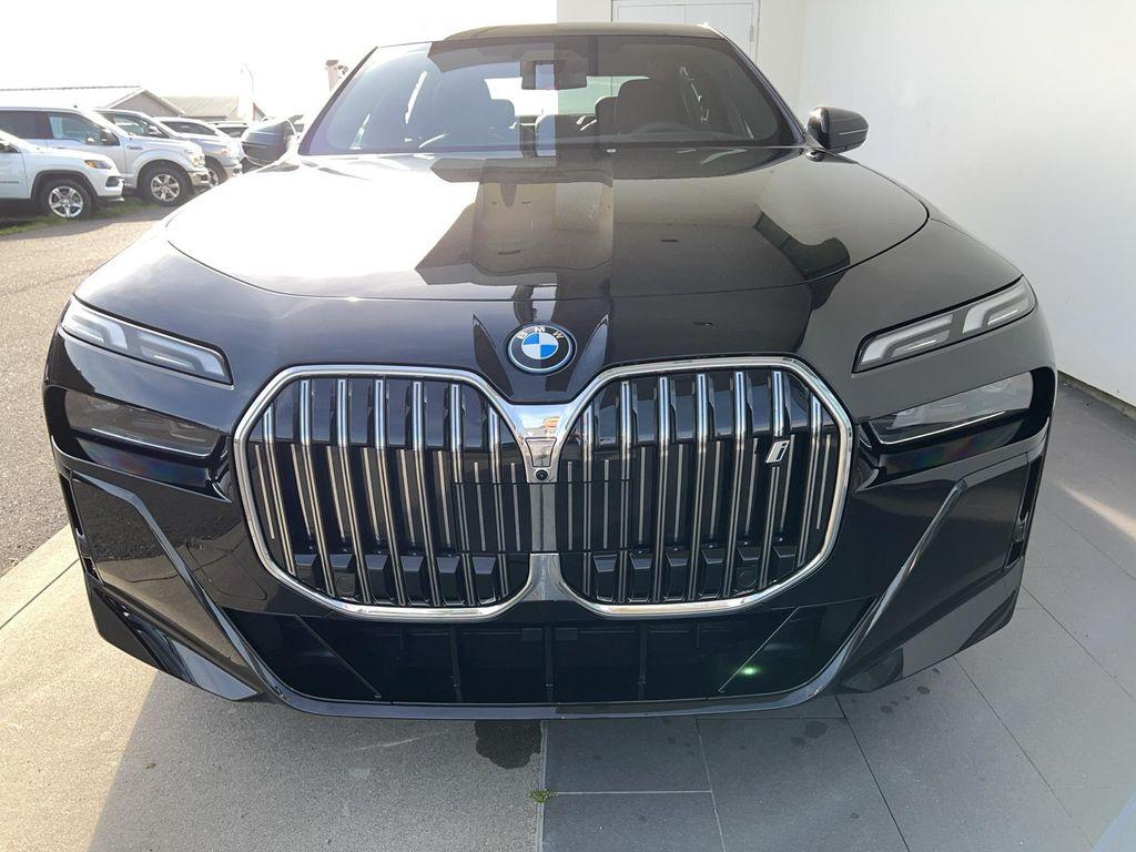 new 2025 BMW i7 car, priced at $117,225