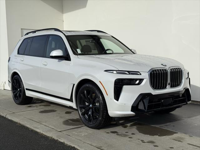 new 2025 BMW X7 car, priced at $98,385