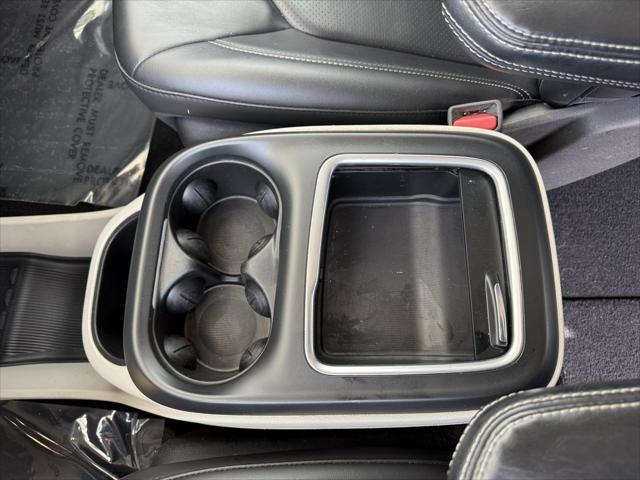 used 2023 Chrysler Pacifica car, priced at $24,988