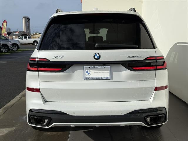 new 2025 BMW X7 car, priced at $101,275