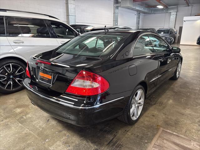 used 2007 Mercedes-Benz CLK-Class car, priced at $7,888