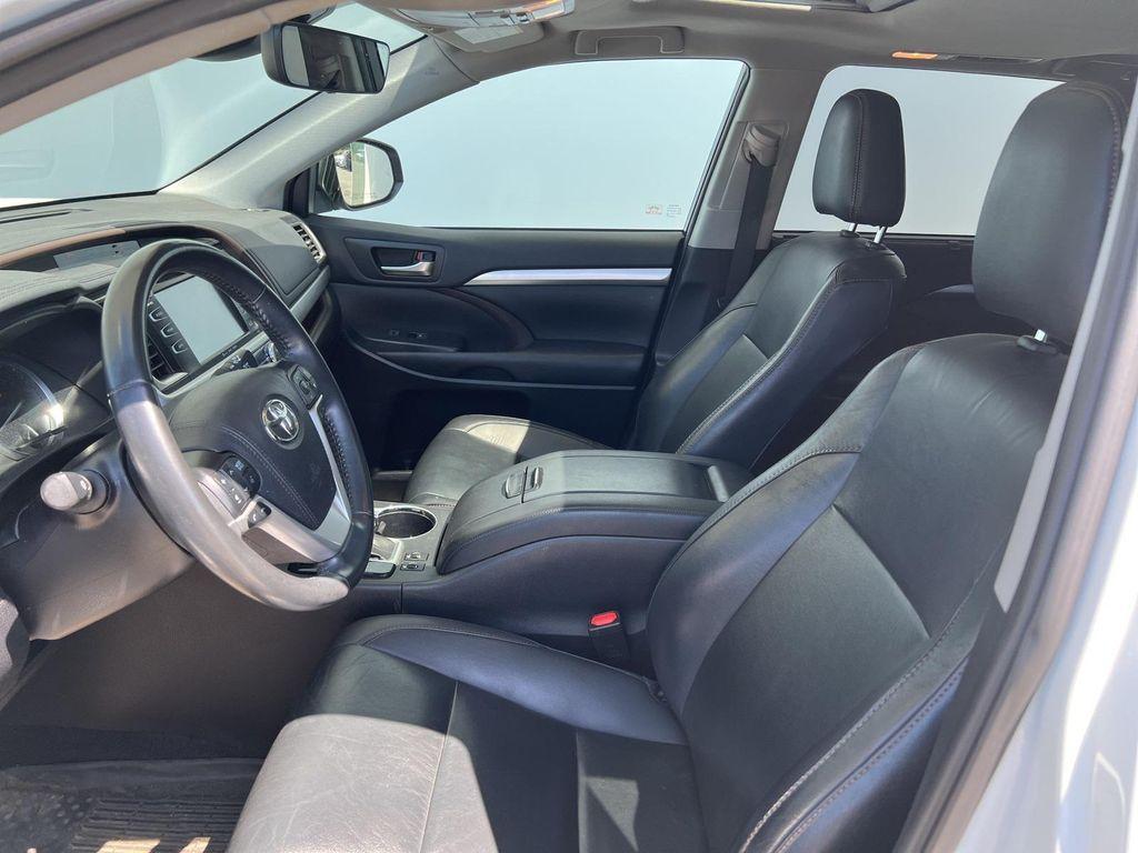 used 2019 Toyota Highlander car, priced at $30,988