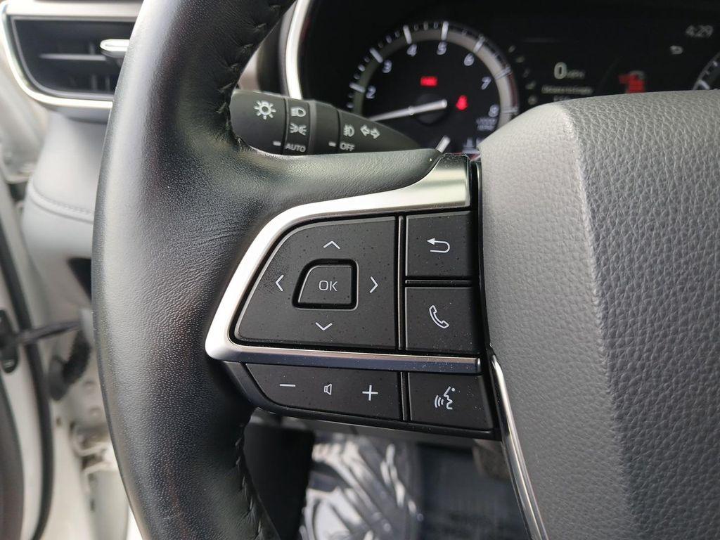 used 2020 Toyota Highlander car, priced at $29,888