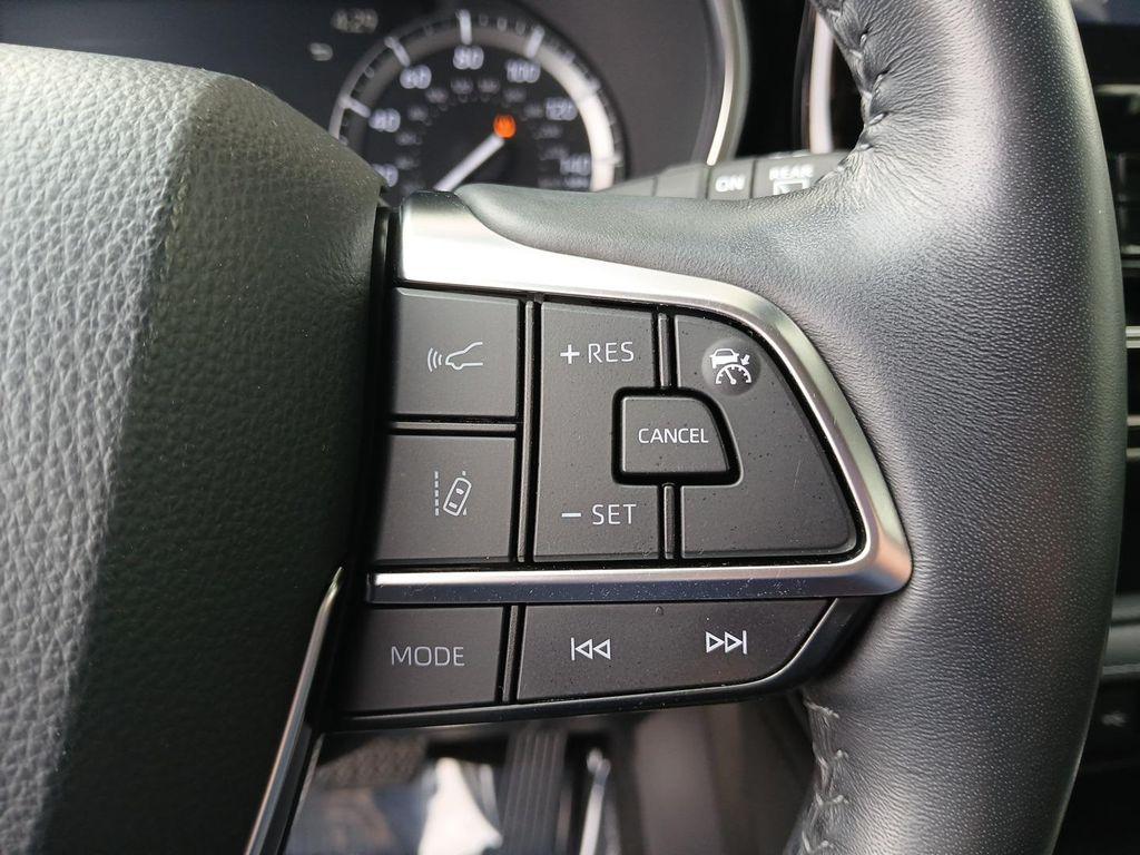 used 2020 Toyota Highlander car, priced at $29,888