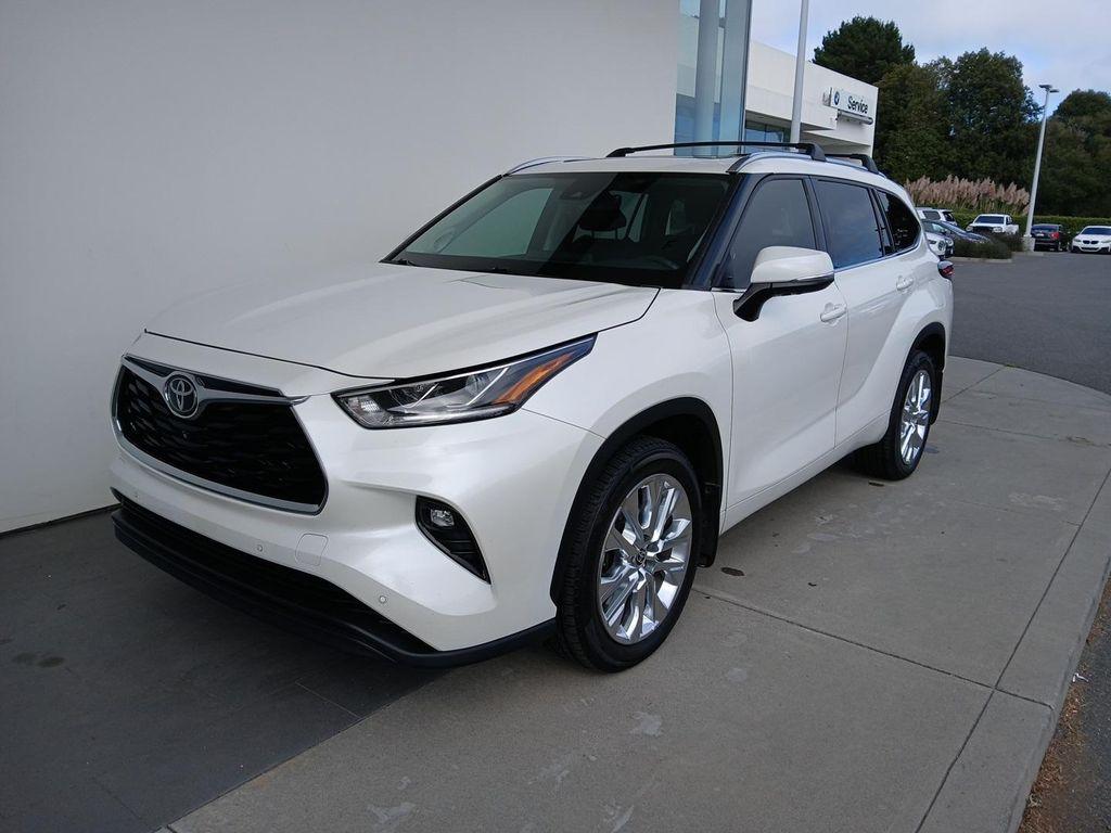 used 2020 Toyota Highlander car, priced at $29,888