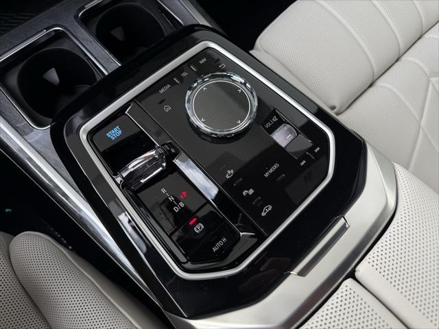 new 2025 BMW i7 car, priced at $112,025