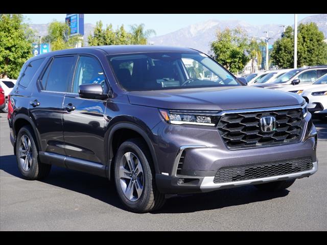 new 2025 Honda Pilot car, priced at $43,125