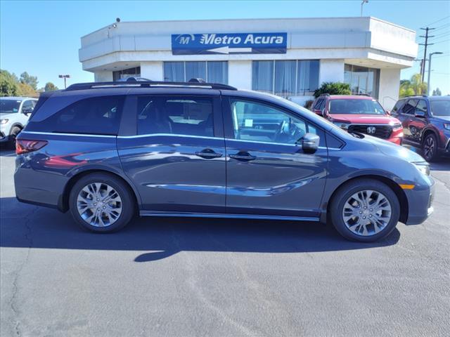 new 2025 Honda Odyssey car, priced at $47,100