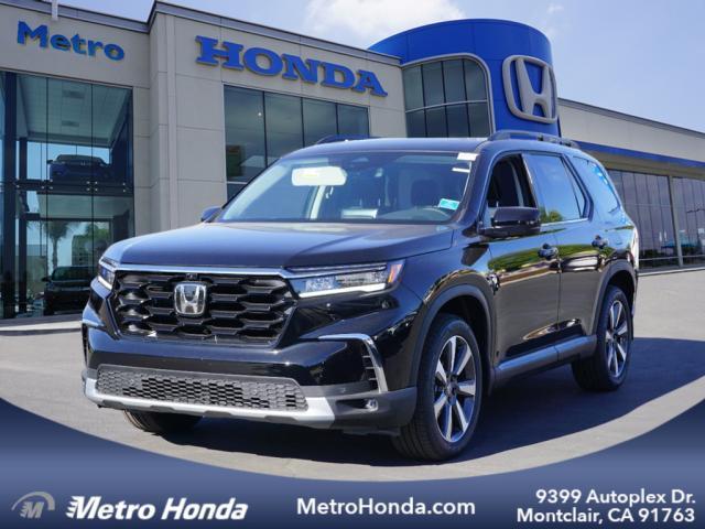 new 2025 Honda Pilot car, priced at $51,975