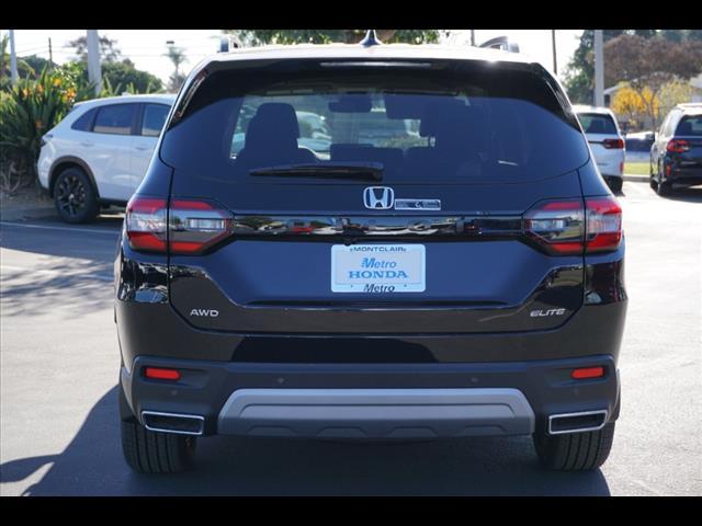 new 2025 Honda Pilot car, priced at $51,975