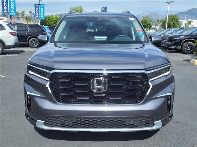 new 2025 Honda Pilot car, priced at $46,395