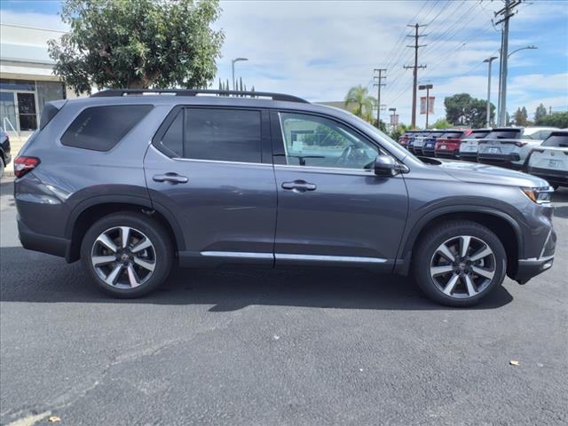 new 2025 Honda Pilot car, priced at $46,395