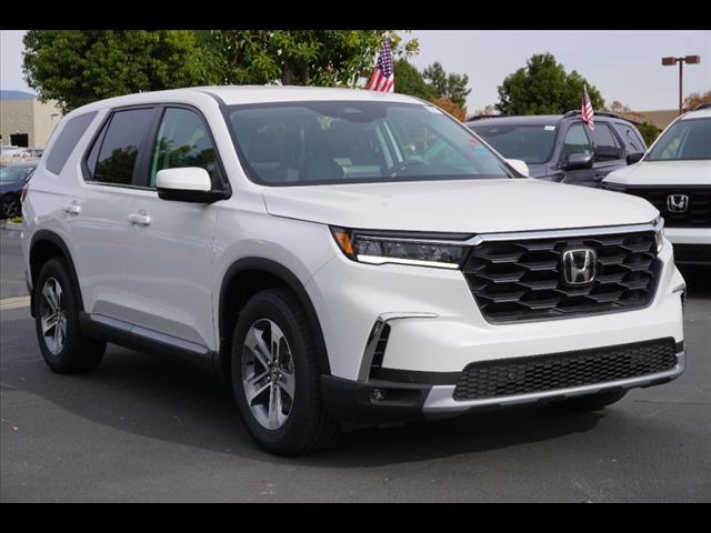 new 2025 Honda Pilot car, priced at $44,950