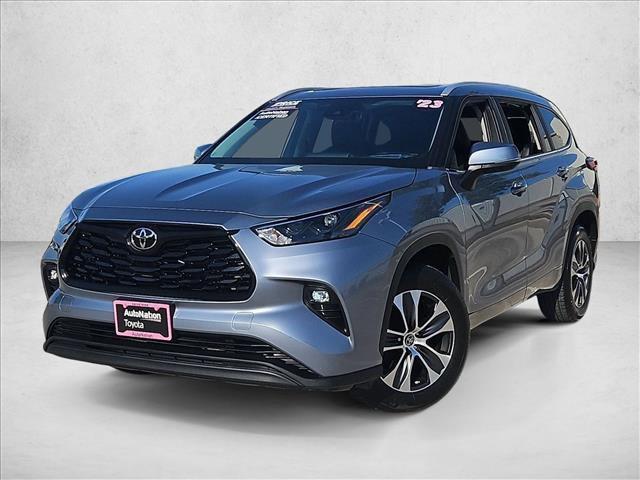 used 2023 Toyota Highlander car, priced at $34,991