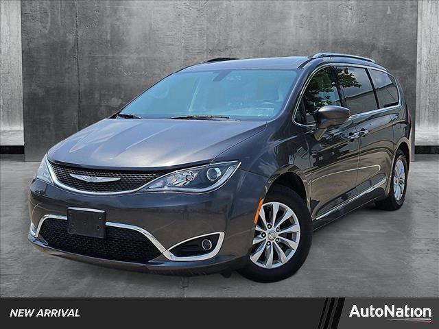 used 2018 Chrysler Pacifica car, priced at $15,991