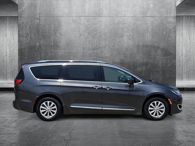 used 2018 Chrysler Pacifica car, priced at $15,991
