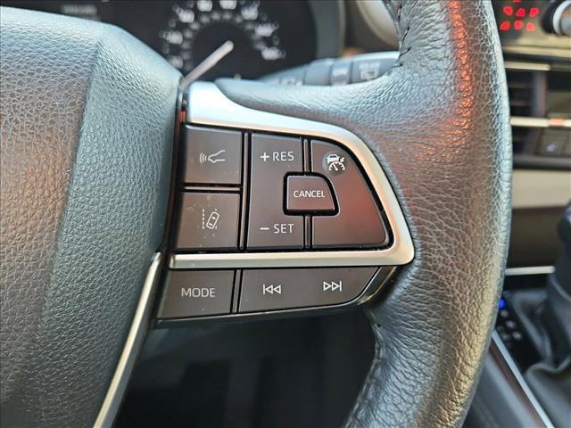 used 2024 Toyota Sienna car, priced at $40,991